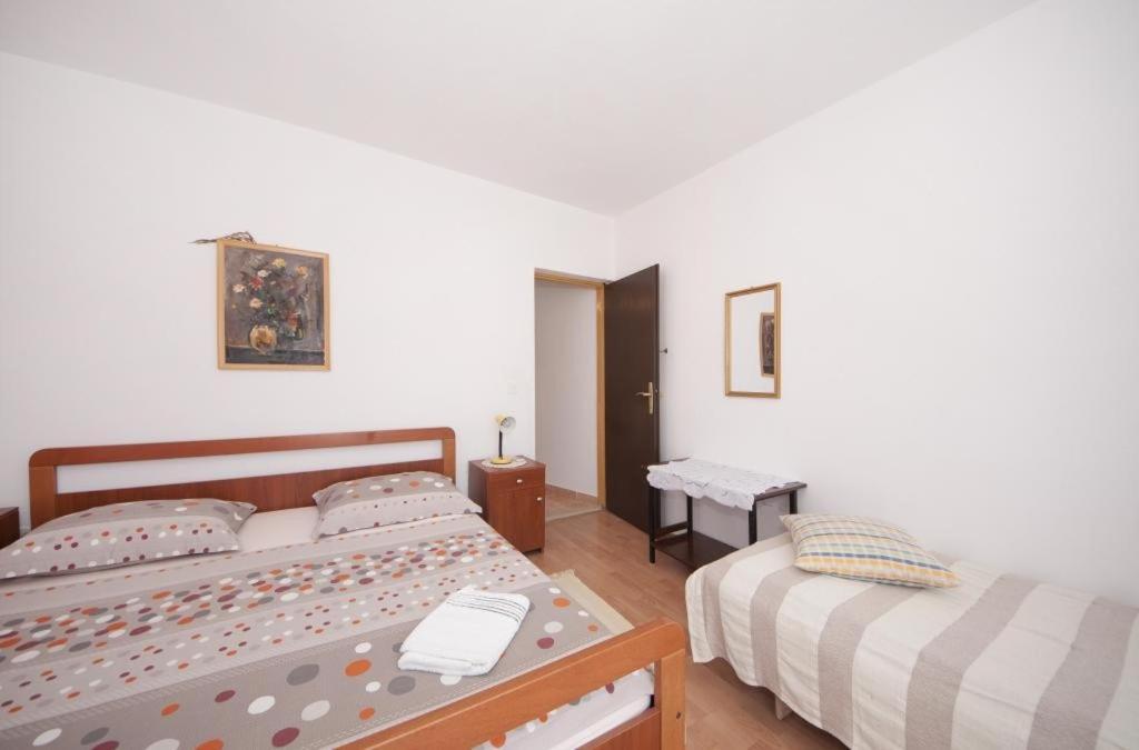 Apartments Mira 스프리트스카 외부 사진