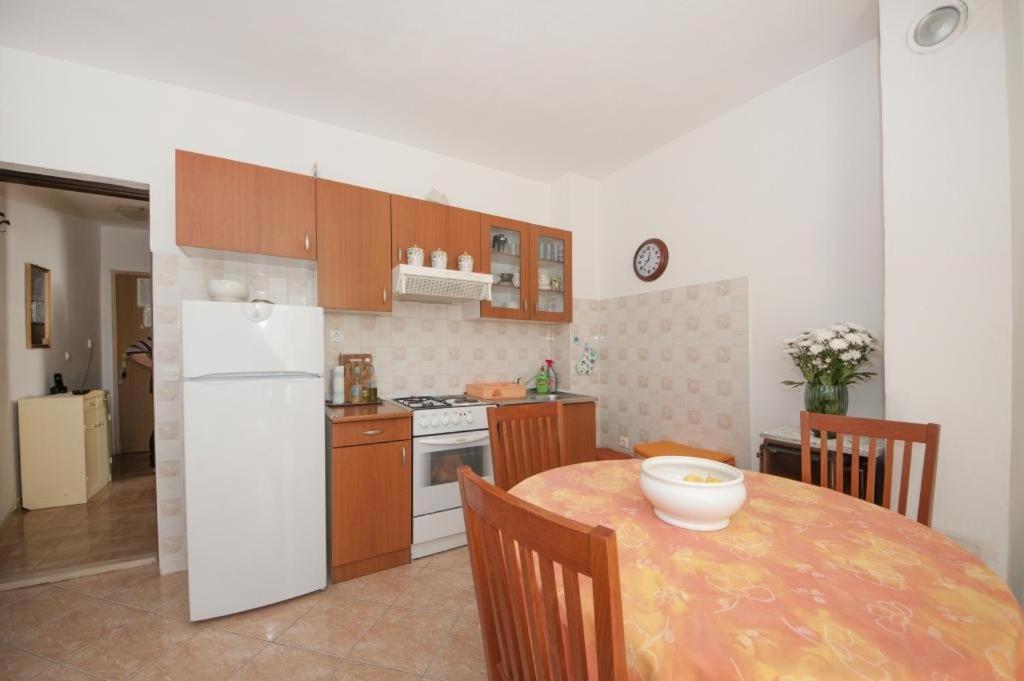 Apartments Mira 스프리트스카 외부 사진